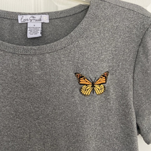 Love streak tee size small - Picture 2 of 6